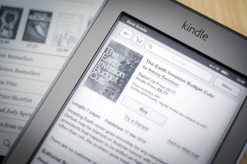 Kindle（キンドル）端末の評判・特徴とメリット・デメリット！スマホやタブレットで読むのとどっちがいいか？